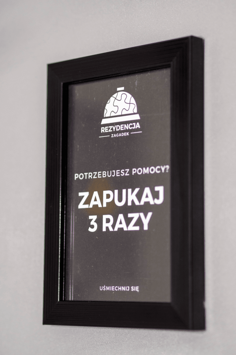 Kopia Rezydencja Zagadek Escape Room Rzeszów Pokój Więźnia numer 13 Rzeszów Escape Room-3